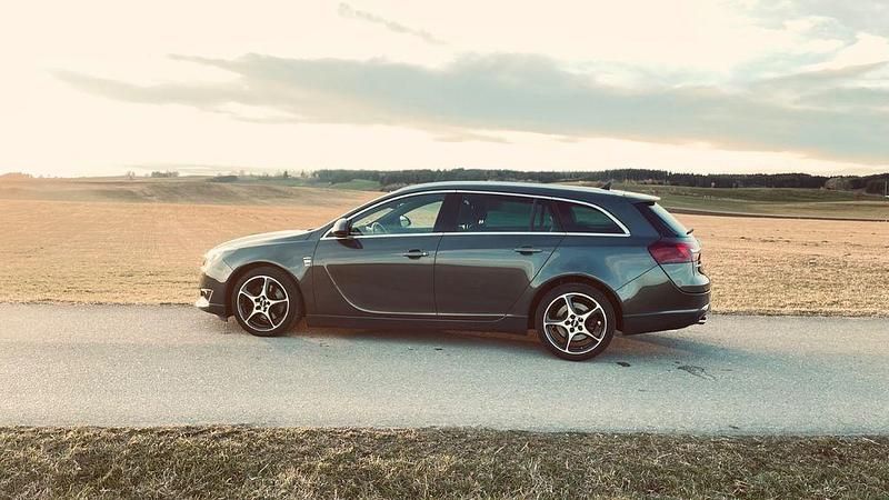 Gebraucht Opel Insignia OPC 163 PS (119 kW) 2014 Grau Kombi