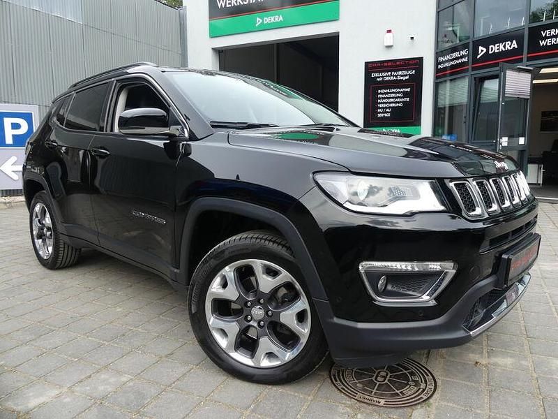 Diamond black crystal Gebraucht 2019 Jeep Compass Limited SUV | 16.800 € (Guter Preis) - Bild 1/4