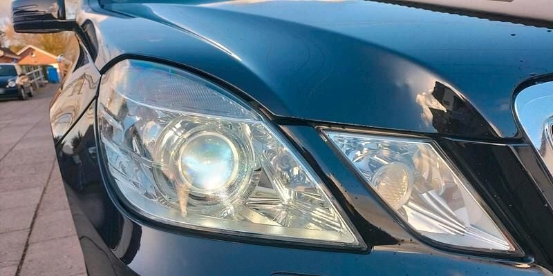 Gebraucht Mercedes E300 231 PS (169 kW) 2011 Schwarz Limousine