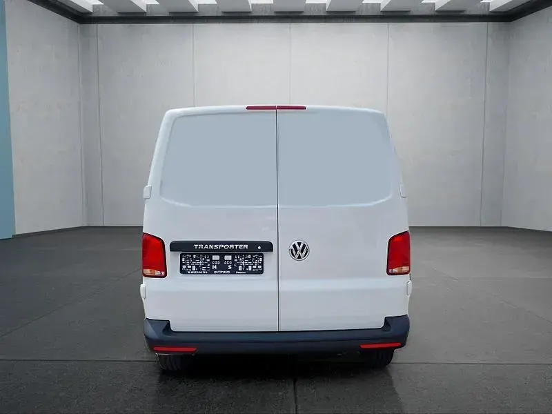 Gebraucht VW T7 150 PS (110 kW) 2024 Weiß Van