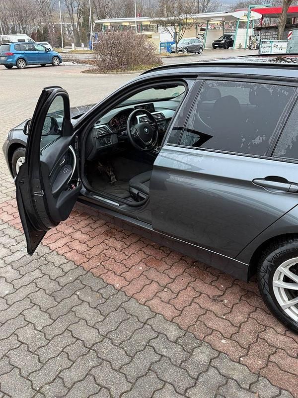 Second-hand BMW 320 Performance 184 CP (135 kW) 2015 Gri Break