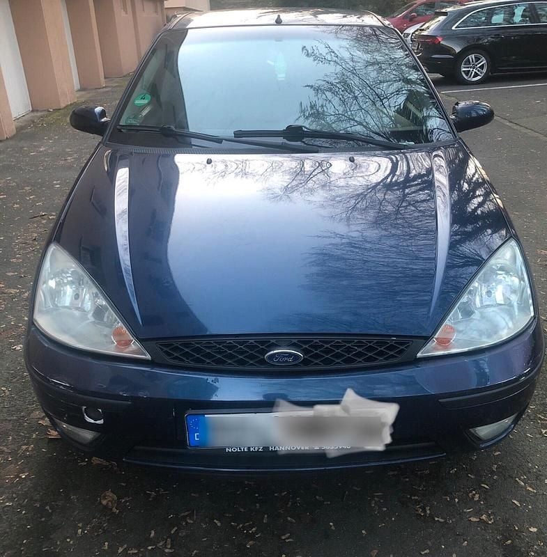 Gebraucht Ford Focus 101 PS (74 kW) 2003 Blau Limousine