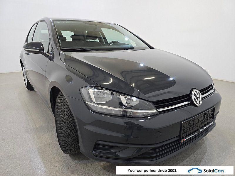 Gebraucht VW Golf VII 86 PS (63 kW) 2019 Grau Limousine
