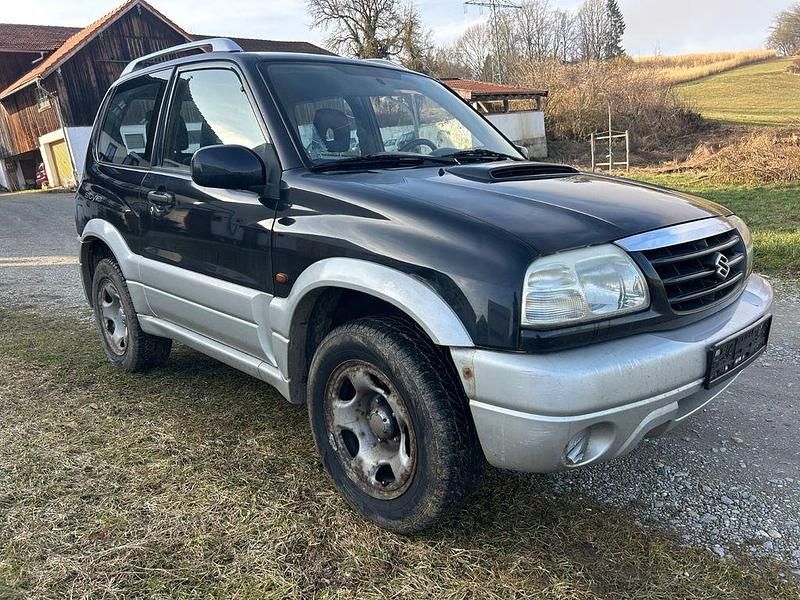 Gebraucht Suzuki Grand Vitara 109 PS (80 kW) 2004 Schwarz SUV