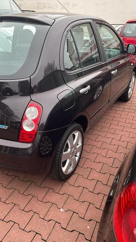 Gebraucht Nissan Micra 65 PS (47 kW) 2010 Schwarz Kleinwagen
