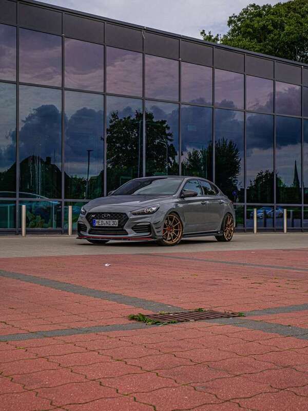Grau Gebraucht 2020 Hyundai i30 N Performance Coupé | 25.999 € (Fairer Preis) - Bild 1/4