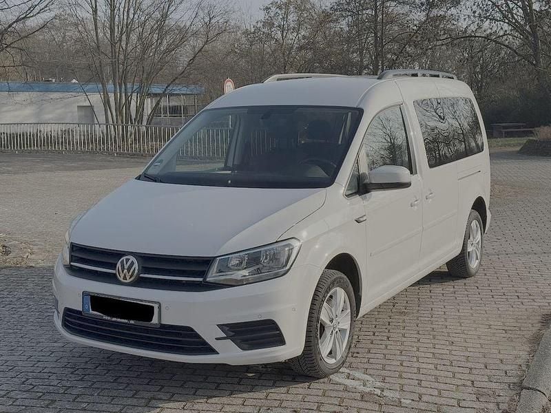 Gebraucht VW Caddy Maxi Family 102 PS (75 kW) 2017 Weiß Van / Kleinbus