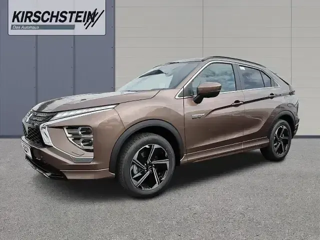 Gebraucht Mitsubishi Eclipse Cross Select 188 PS (138 kW) 2024 Blau SUV