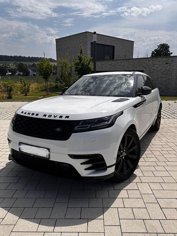 Weiß Gebraucht 2018 Land Rover Range Rover Velar R-Dynamic SUV | 45.000 € (Teuer) - Bild 1/4