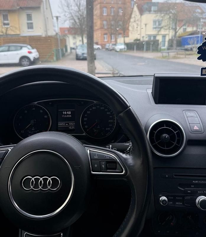 Gebraucht Audi A1 Sportback Design 86 PS (63 kW) 2015 Kleinwagen