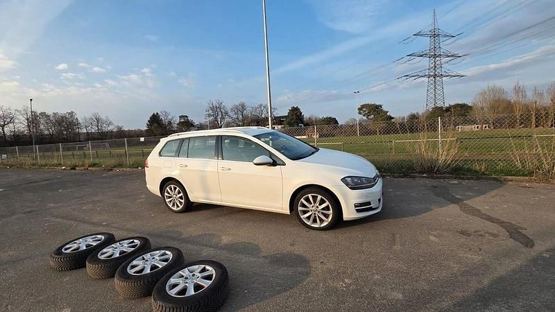 Gebraucht VW Golf VII Highline 150 PS (110 kW) 2017 Weiß Kombi