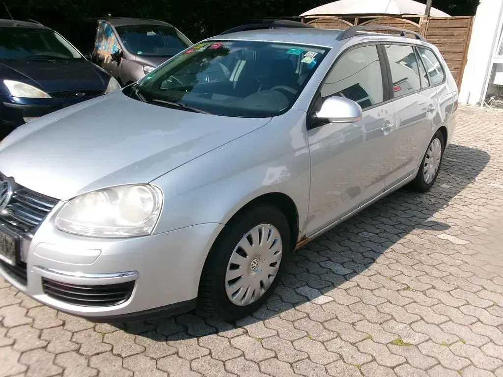 Gebraucht VW Golf V Trendline 105 PS (77 kW) 2008 Silber Kombi
