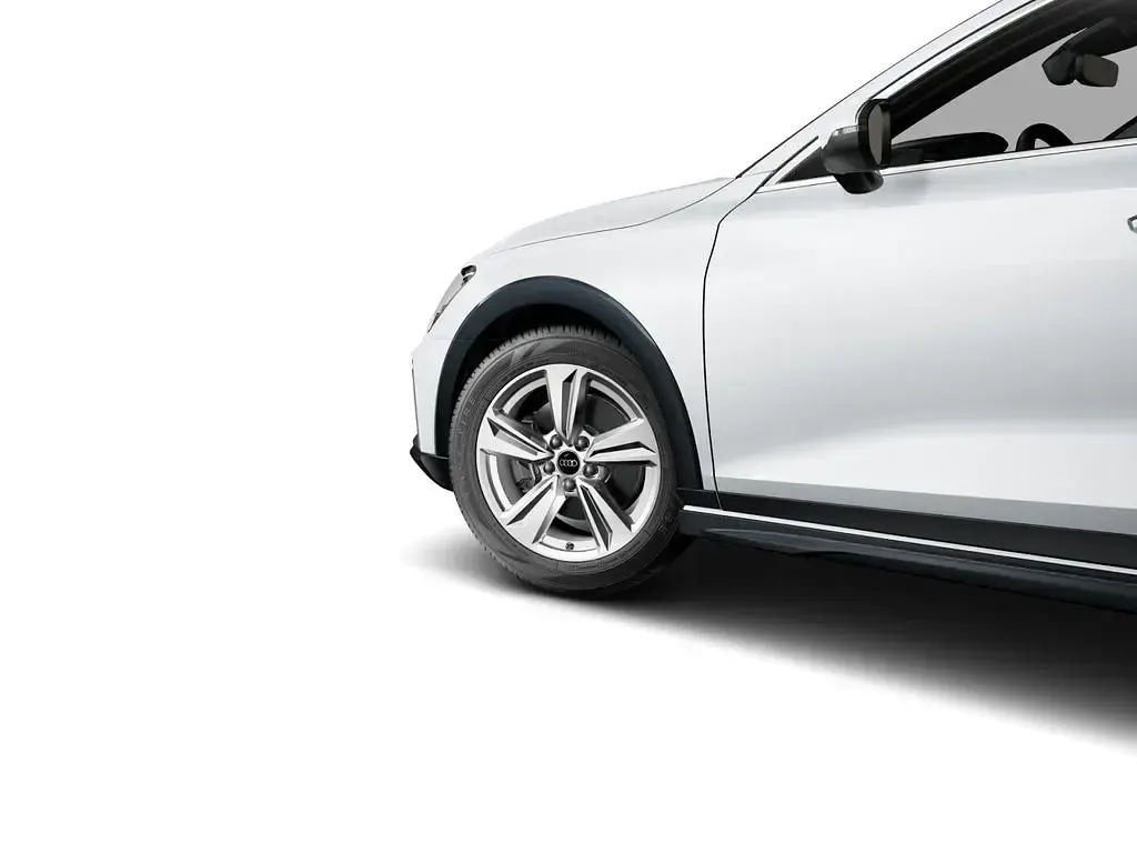 Gebraucht Audi A3 Ambiente 150 PS (110 kW) 2025 Gletscherweiß metallic Limousine