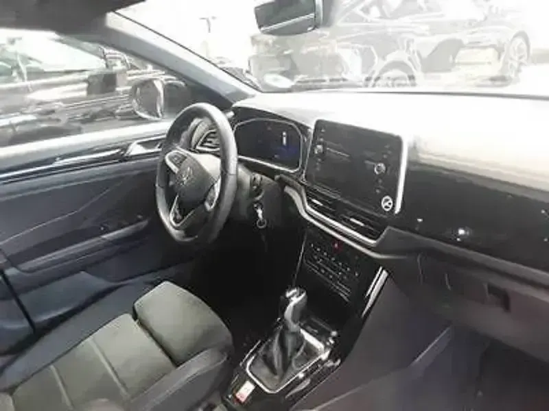 Gebraucht VW T-Roc Style 150 PS (110 kW) 2025 Schwarz SUV