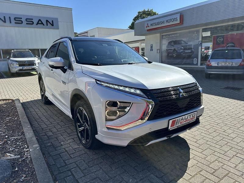 Gebraucht Mitsubishi Eclipse Cross Top 188 PS (138 kW) 2021 Weiß SUV
