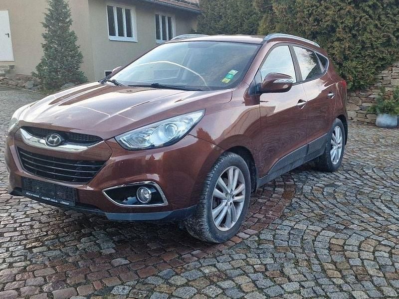 Gebraucht Hyundai ix35 Style 184 PS (135 kW) 2013 Braun SUV