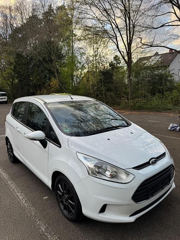 Usado Ford B-MAX 90 HP (66 kW) 2013 Branco Monovolume