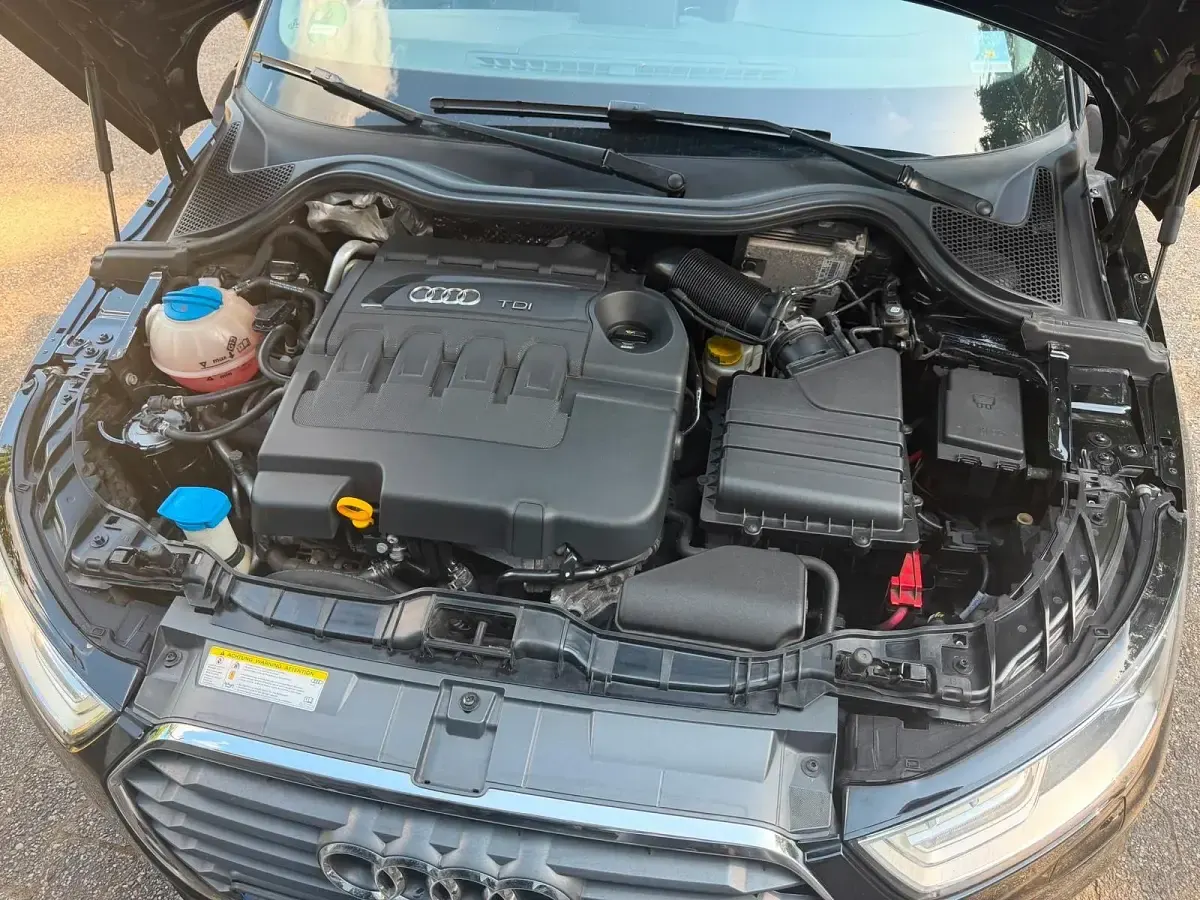 Gebraucht Audi A1 Sport 116 PS (85 kW) 2017 Schwarz Kleinwagen