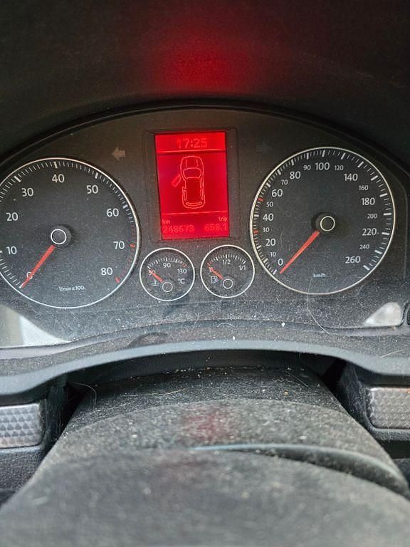 Gebraucht VW Golf VI Edition 102 PS (75 kW) 2008 Weiß Kleinwagen