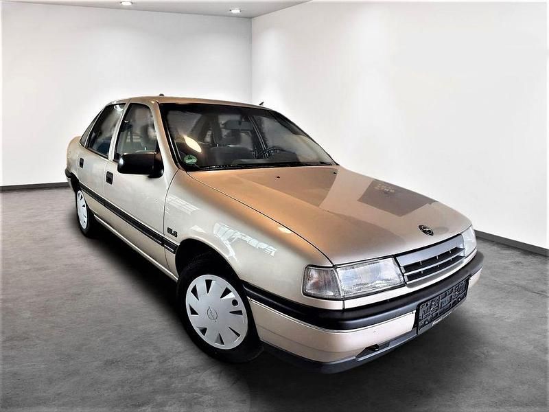 Gebraucht Opel Vectra 75 PS (55 kW) 1992 Gold Limousine
