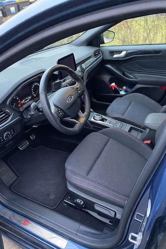 Gebraucht Ford Focus ST-Line 150 PS (110 kW) 2019 Blau Kleinwagen