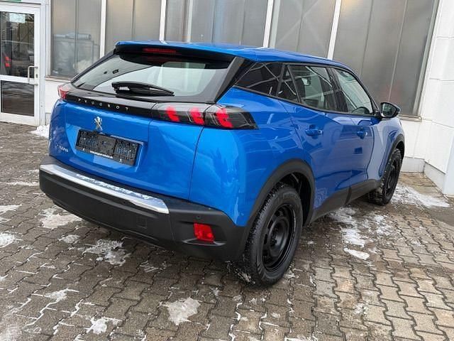 Gebraucht Peugeot e-2008 Active 100 kW (136 PS) 2021 Blau SUV