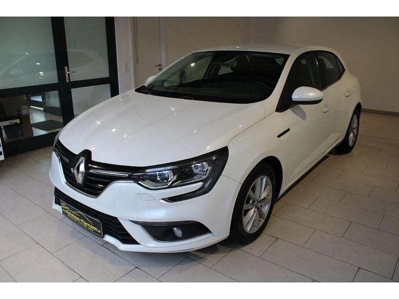 Weiß Gebraucht 2017 Renault Mégane IV Play Limousine | 10.450 € (Fairer Preis) - Bild 1/4
