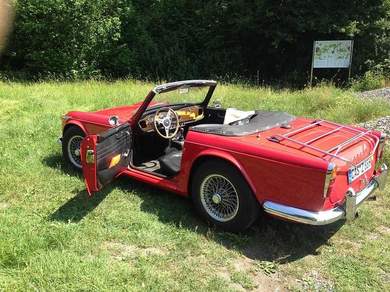 Gebraucht Triumph TR4 101 PS (74 kW) 1967 Rot Cabrio