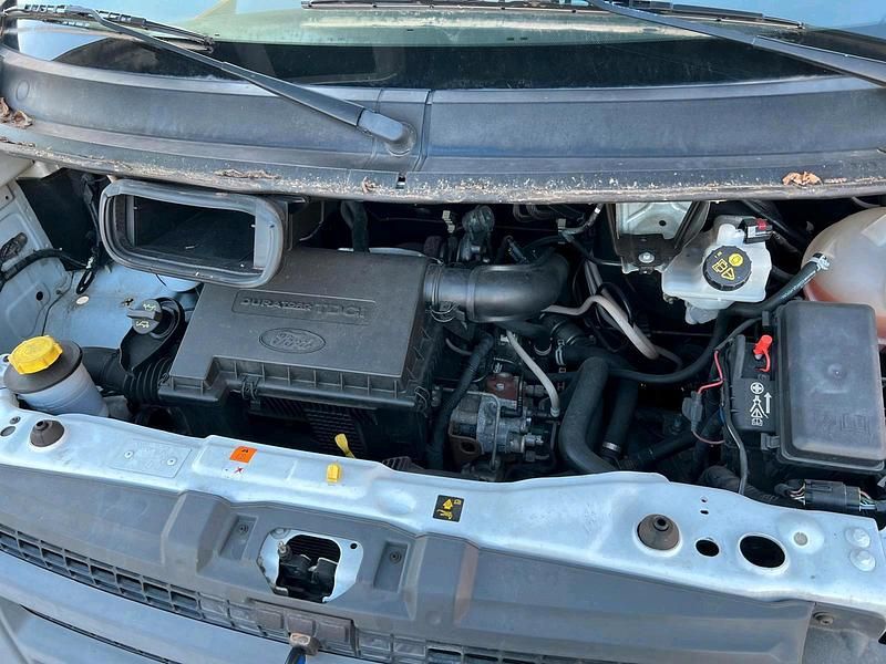 Gebraucht Ford Transit 115 PS (84 kW) 2011 Weiß Limousine