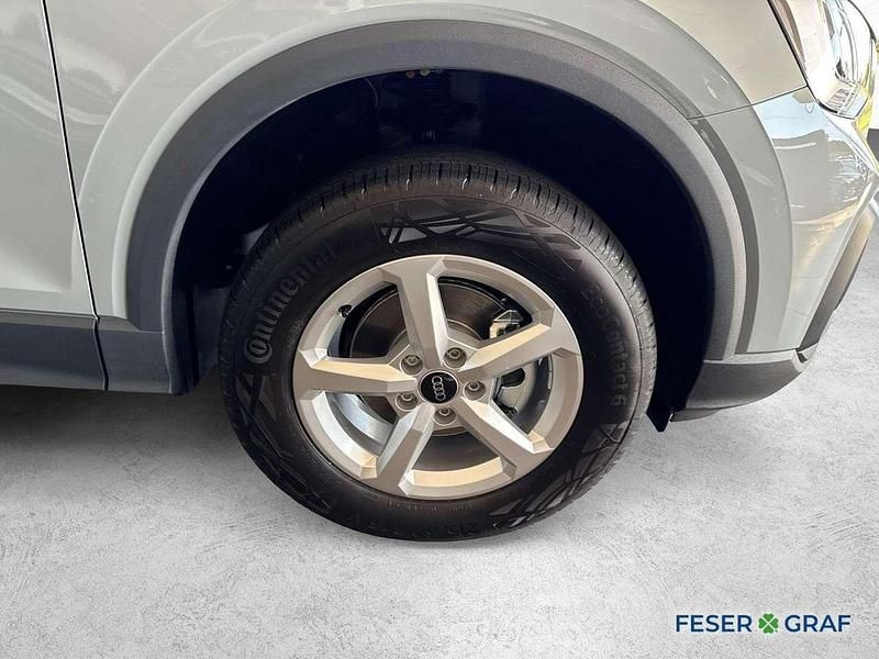 Gebraucht Audi Q2 Comfort 116 PS (85 kW) 2025 Grau (pfeilgrauperleffekt) SUV