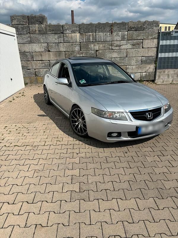 Silber Gebraucht 2004 Honda Accord Limousine | 6.800 € (Etwas zu teuer) - Bild 1/4
