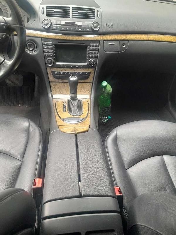 Gebraucht Mercedes E320 Avantgarde 224 PS (164 kW) 2008 Limousine