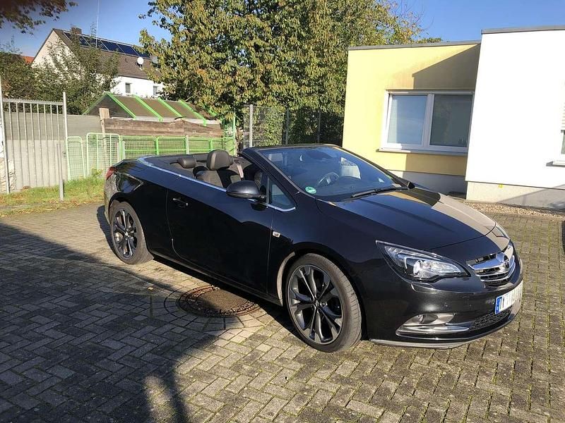 Schwarz Gebraucht 2014 Opel Cascada Innovation Cabrio | 9.850 € (Fairer Preis) - Bild 1/4