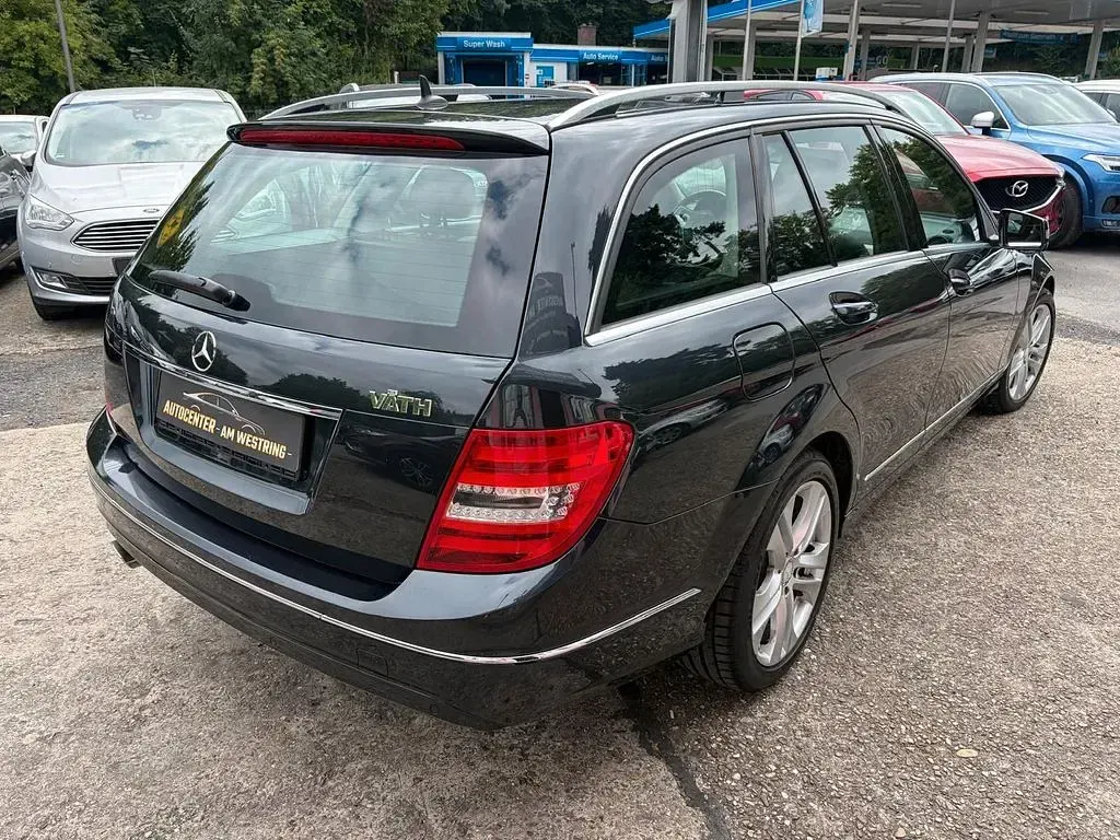Gebraucht Mercedes C200 184 PS (135 kW) 2012 Schwarz Kombi