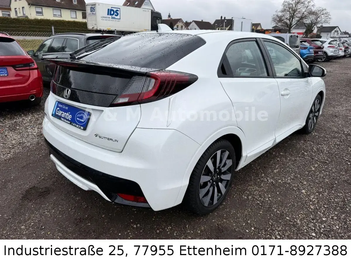 Gebraucht Honda Civic Elegance 99 PS (72 kW) 2016 Weiß Limousine