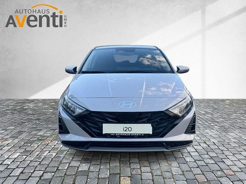 Neu Hyundai i20 Prime 101 PS (74 kW) 2025 Grau Limousine