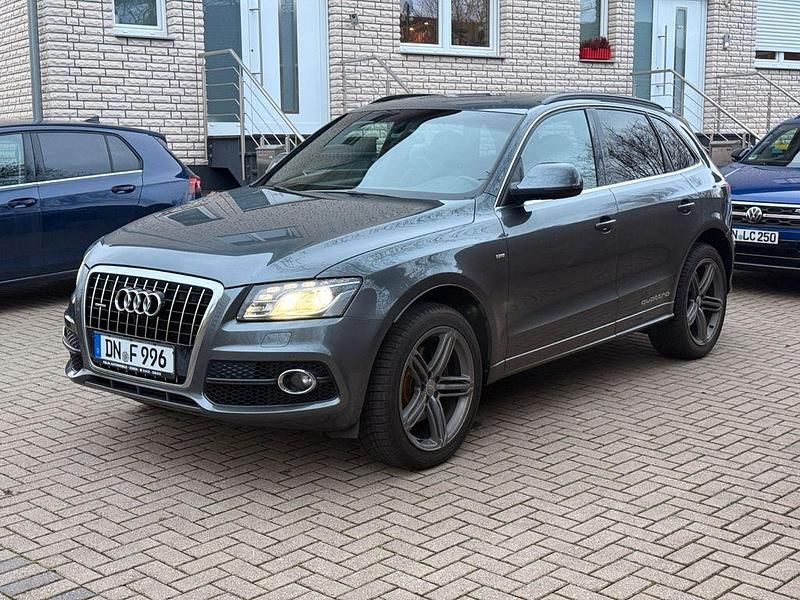 Grau Gebraucht 2012 Audi Q5 S-Line SUV | 9.990 € (Superpreis) - Bild 1/4