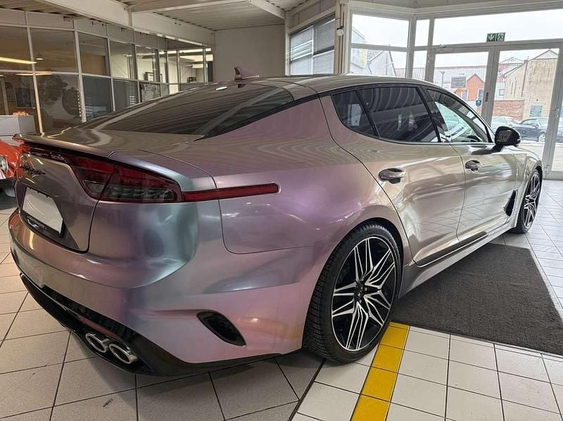 Gebraucht Kia Stinger GT 366 PS (269 kW) 2021 Ceramicgrau&flick/flackfolie Kleinwagen