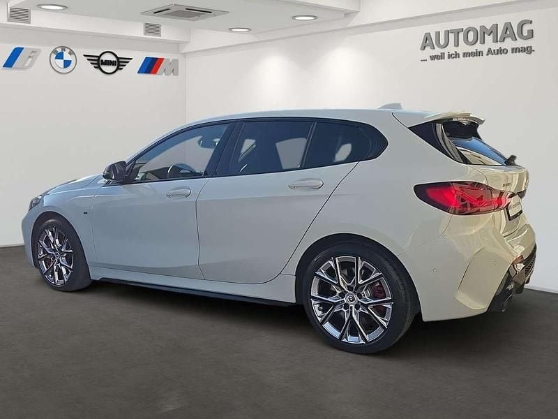 Gebraucht BMW M1 306 PS (225 kW) 2023 Alpinweiss iii Coupé
