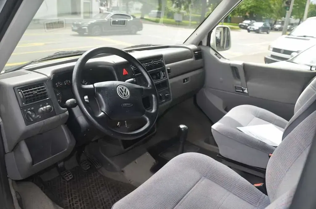 Usata VW Caravelle 116 CV (85 kW) 2000 Bianco Furgone