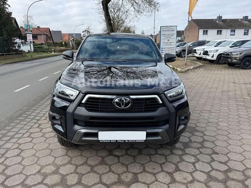 Neu Toyota HiLux 204 PS (150 kW) 2026 Tiefschwarz mica metallic Abholung