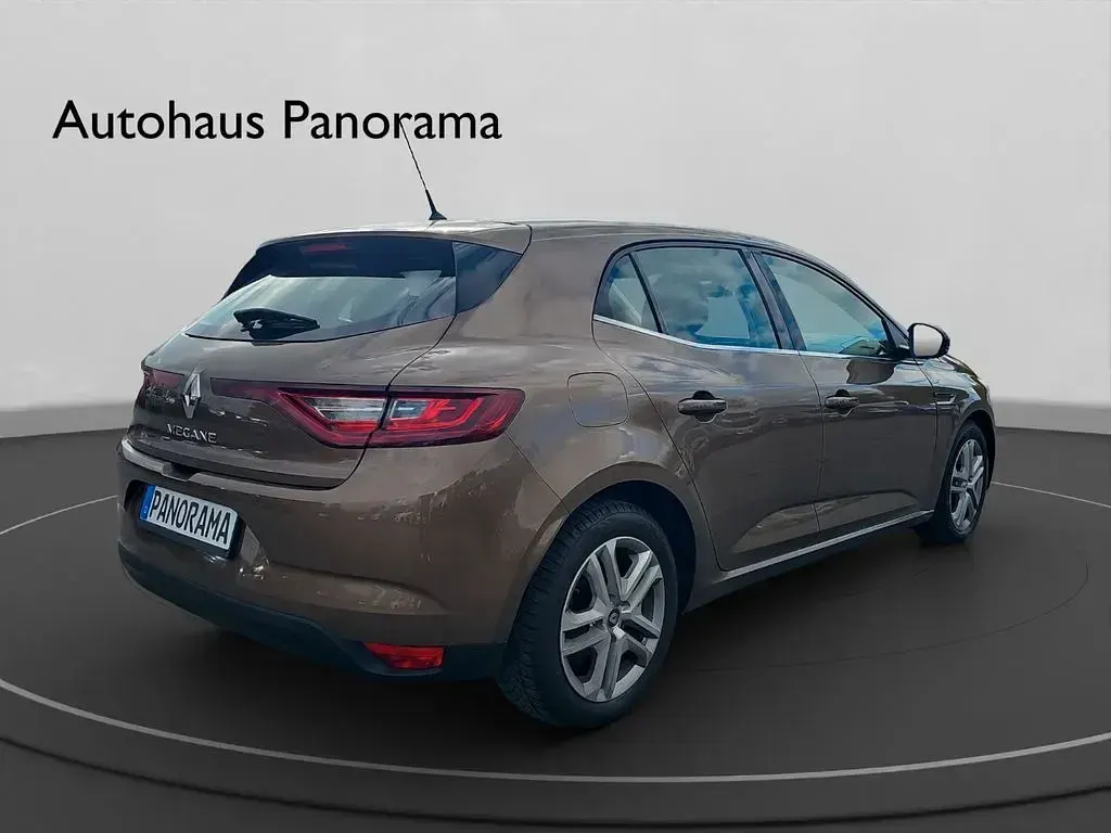 Gebraucht Renault Mégane Experience 101 PS (74 kW) 2016 Braun Limousine