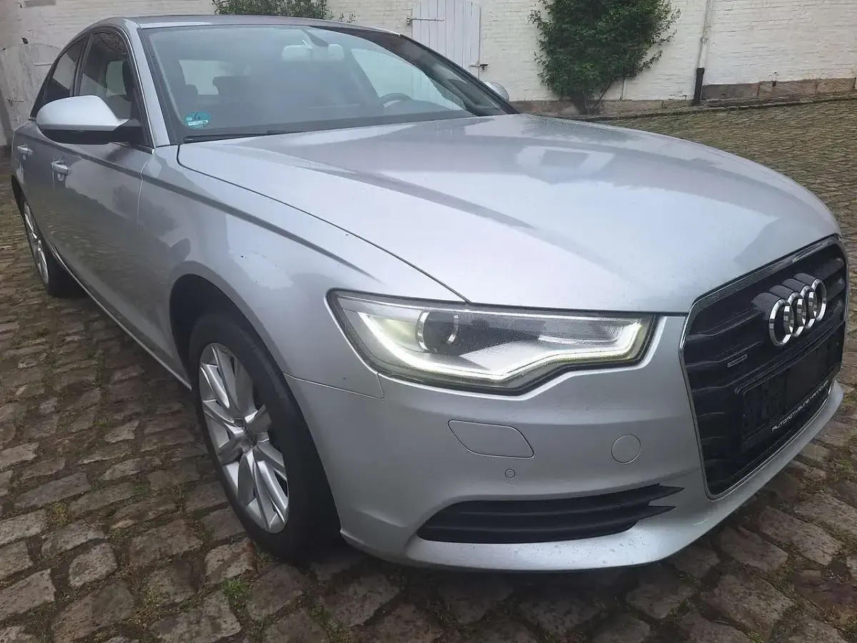 Gebraucht Audi A6 245 PS (180 kW) 2011 Eissilber metallic Limousine