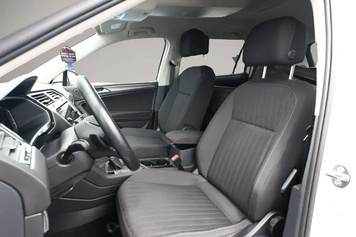 Gebraucht VW Tiguan Allspace 150 PS (110 kW) 2023 Weiß SUV