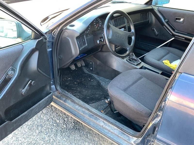 Second-hand Audi 80 70 CP (51 kW) 1990 Albastru Berlinǎ