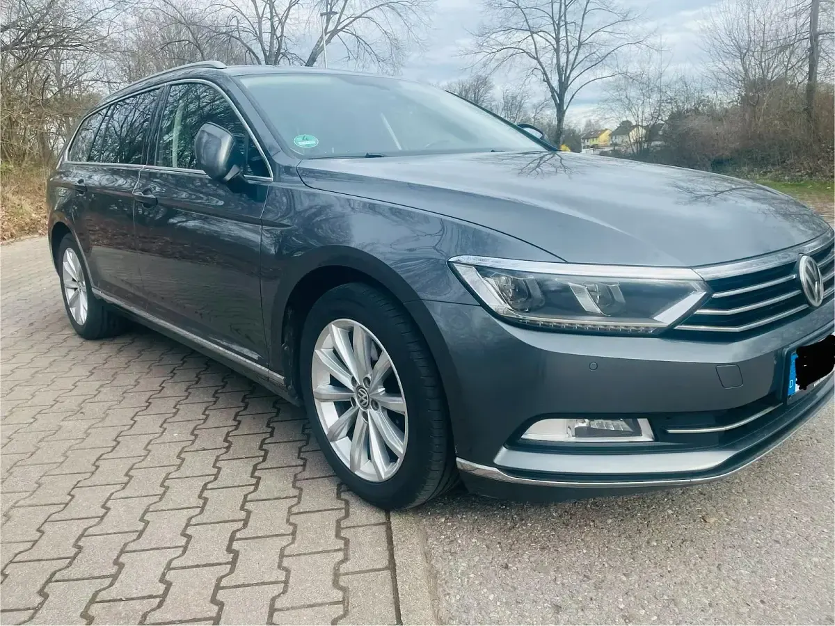 Używany VW Passat Highline 190 KM (139 kW) 2017 Szary Kombi