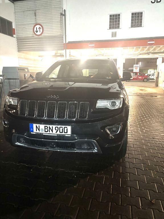 Schwarz Gebraucht 2013 Jeep Grand Cherokee SUV | 18.600 € (Etwas zu teuer) - Bild 1/4