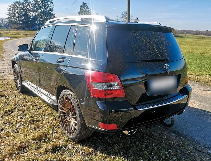 Gebraucht Mercedes GLK220 170 PS (125 kW) 2011 Schwarz SUV