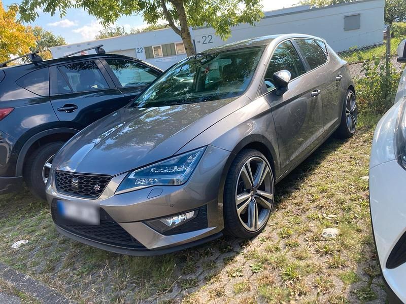 Gebraucht Seat Leon 184 PS (135 kW) 2015 Grau Limousine