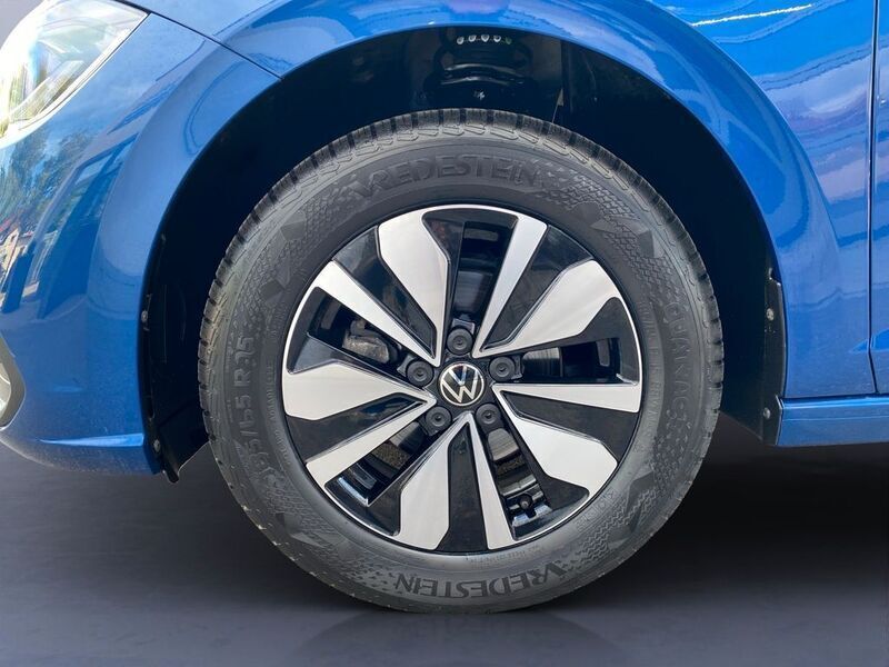 Gebraucht VW Polo Move 95 PS (69 kW) 2024 Blau Kleinwagen